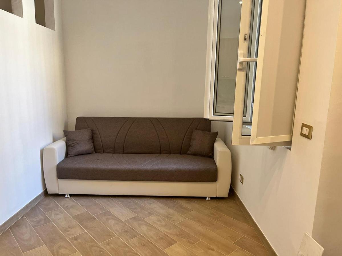 A Casa Di Alessandra Milan Bagian luar foto